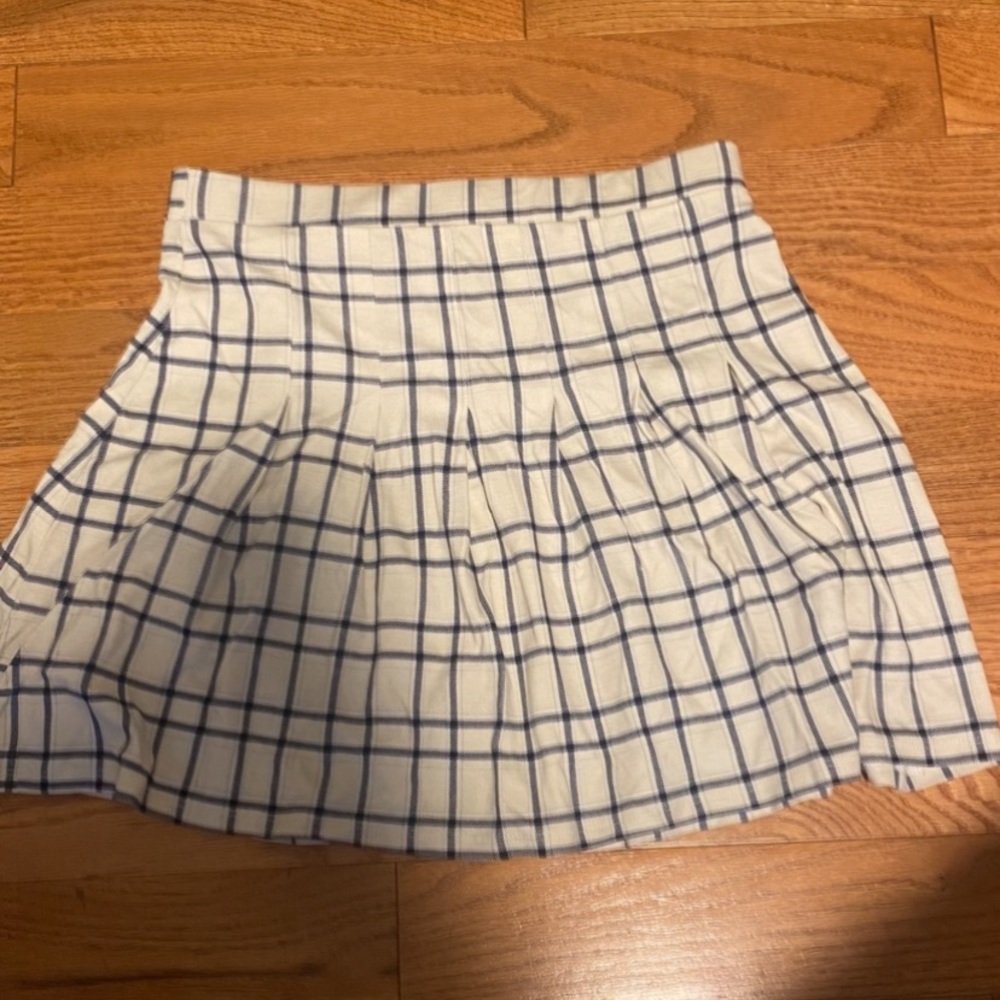 Brand new skirt